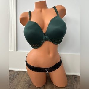 Victoria Secret brand new without tag wired bra